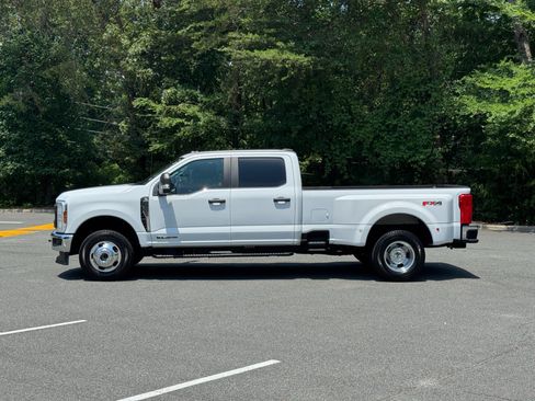 Used 2024 Ford F350 XL AWD/4WD image 6
