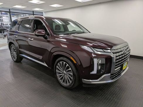 Certified 2024 Hyundai Palisade Calligraphy AWD/4WD image 3