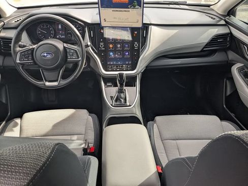Used 2025 Subaru Outback Premium AWD/4WD image 15