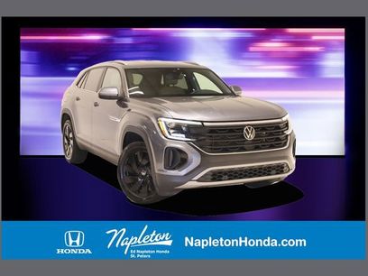 Used 2024 Volkswagen Atlas Cross Sport SE w/ Black Wheel Package