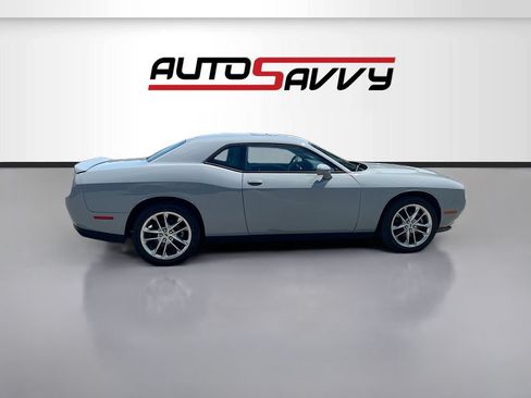 Used 2022 Dodge Challenger SXT w/ Plus Package AWD/4WD image 8