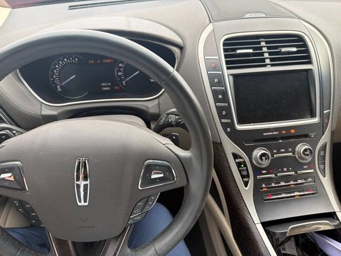 Used 2016 Lincoln MKX Select w/ Select Plus Package FWD image 7