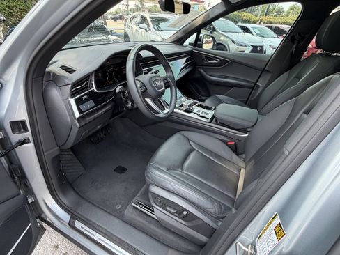 Used 2023 Audi Q7 2.0T Premium Plus w/ Premium Plus Package AWD/4WD image 12
