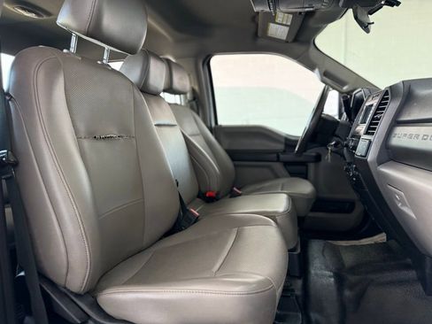 Used 2020 Ford F350 XL w/ Power Equipment Group image 37