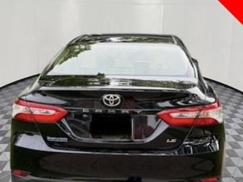 Used 2018 Toyota Camry LE w/ Convenience Package FWD image 3
