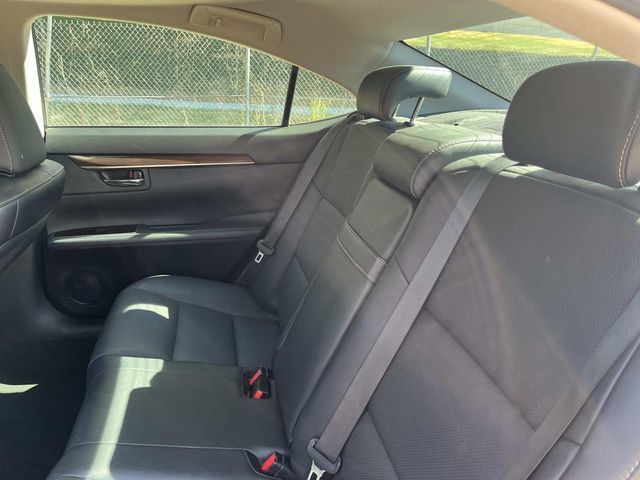 Used 2017 Lexus ES 350 w/ Premium Package FWD image 18