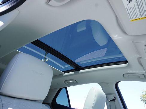 New 2026 Buick Envision Avenir image 13