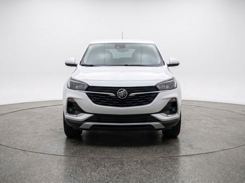 Used 2025 Buick Encore GX Preferred AWD/4WD image 2