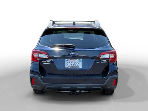 Used 2018 Subaru Outback 2.5i Limited AWD/4WD image 4