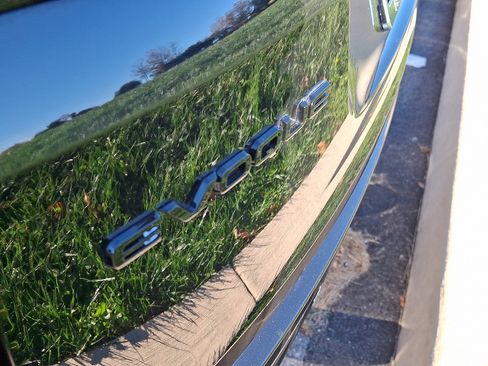 Used 2025 Land Rover Range Rover Evoque Dynamic SE image 30