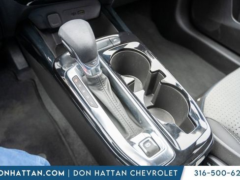 Used 2024 Chevrolet Trax LT w/ Driver Confidence Package image 13