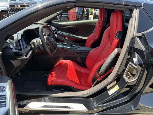 Used 2026 Chevrolet Corvette Stingray Convertible w/ 1LT RWD image 18