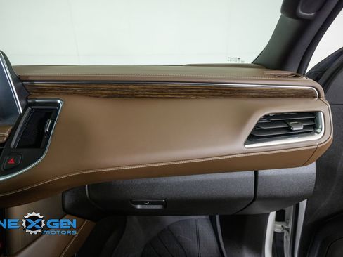 Used 2023 Chevrolet Tahoe High Country AWD/4WD image 44