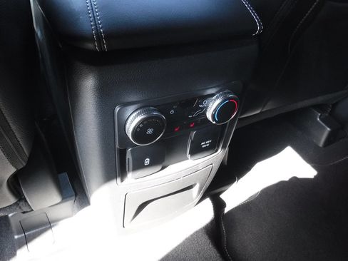 Used 2022 Ford Explorer ST w/ Equipment Group 401A RWD image 10