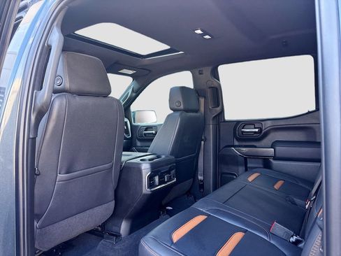 Used 2022 GMC Sierra 1500 AT4 w/ AT4 Premium Package image 38