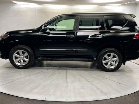 Used 2017 Lexus GX 460 w/ Navigation Package AWD/4WD image 2