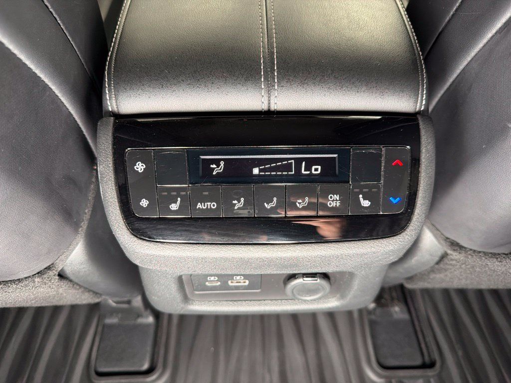 Used 2024 INFINITI QX60 Luxe AWD/4WD image 13