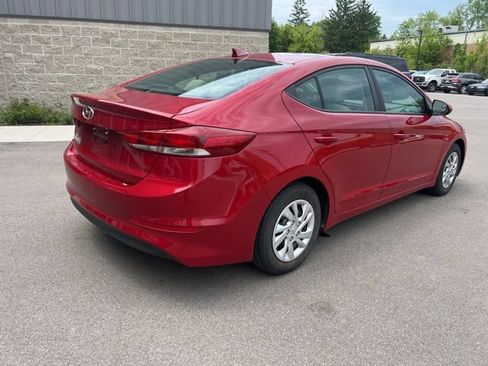 Used 2017 Hyundai Elantra SE FWD image 5