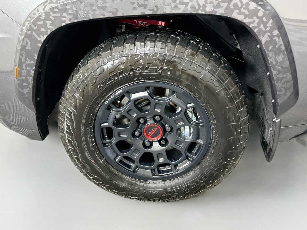 Used 2026 Toyota Sequoia TRD Pro AWD/4WD image 32