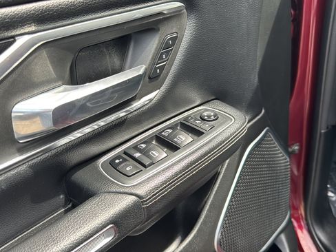 Used 2021 RAM 1500 Laramie w/ Sport Appearance Package AWD/4WD image 19