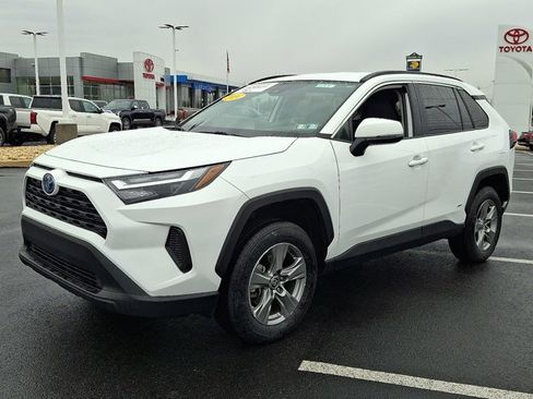 Certified 2024 Toyota RAV4 XLE image 3