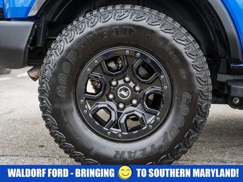 Used 2023 Ford Bronco Wildtrak image 20