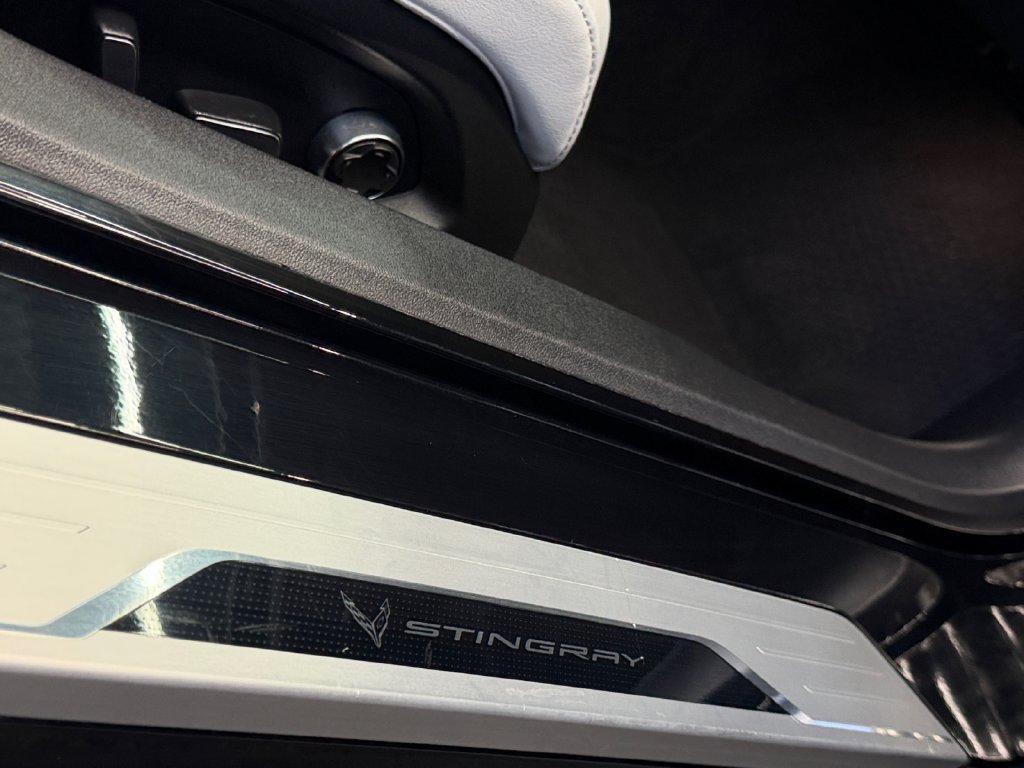 Used 2020 Chevrolet Corvette Stingray Premium Cpe w/ 3LT Preferred Equipment Group RWD image 20