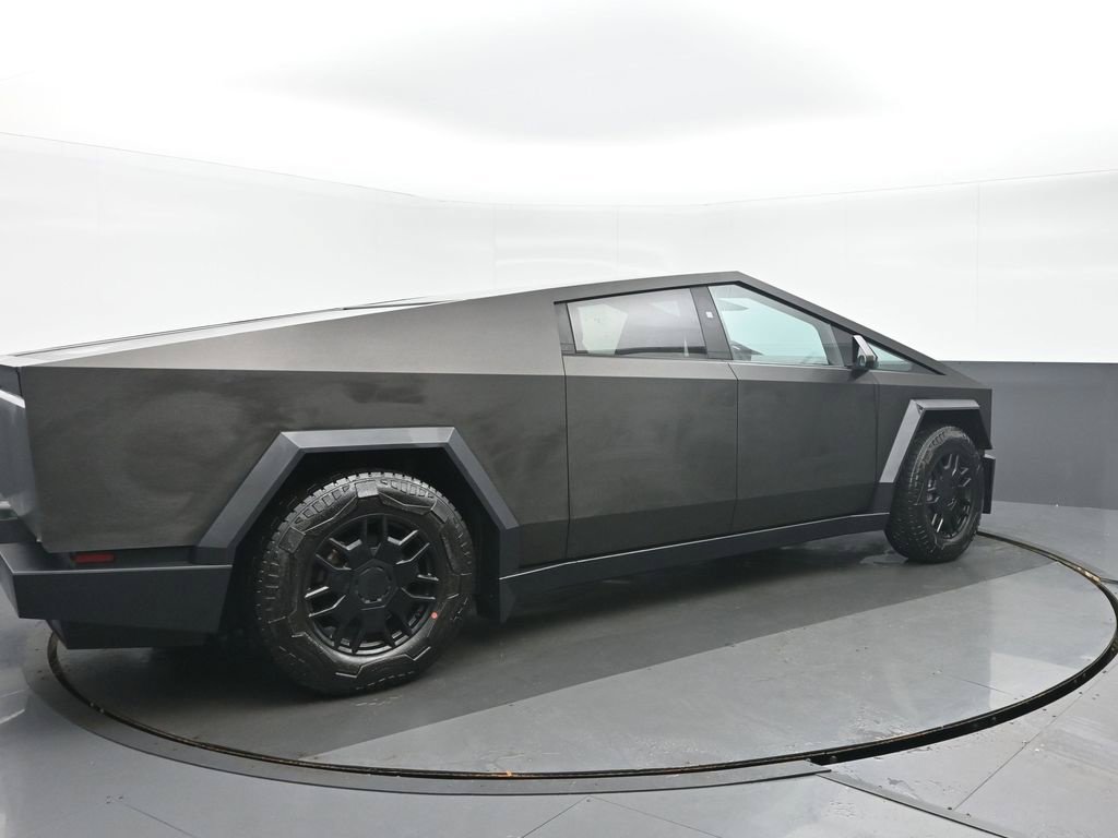 Used 2024 Tesla Cybertruck AWD Crew Cab image 3