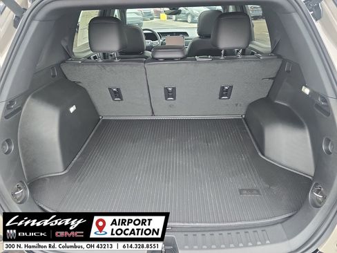 New 2026 GMC Terrain AT4 w/ Convenience Package III image 27