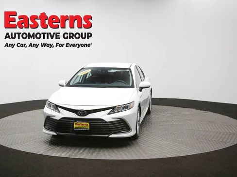 Used 2024 Toyota Camry LE image 89