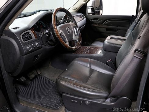 Used 2013 GMC Sierra 2500 Denali w/ Snow Plow Prep Package AWD/4WD image 10