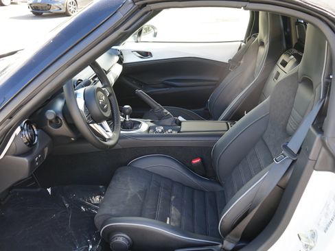 New 2025 MAZDA MX-5 Miata Club w/ Brembo/BBS Recaro Package image 17
