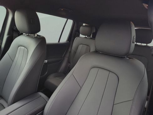 Certified 2025 Mercedes-Benz GLB 250 GLB 250 image 23