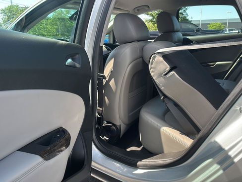 Used 2013 Buick Verano Convenience FWD image 24