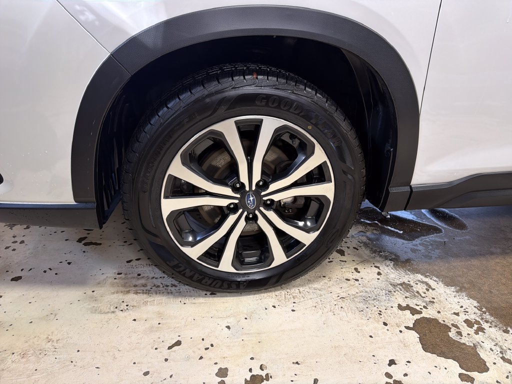 Certified 2023 Subaru Forester Limited AWD/4WD image 12