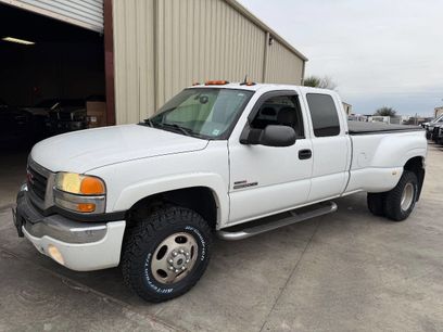 Used 2004 GMC Sierra 3500 SLT w/ Heavy-Duty Power Package
