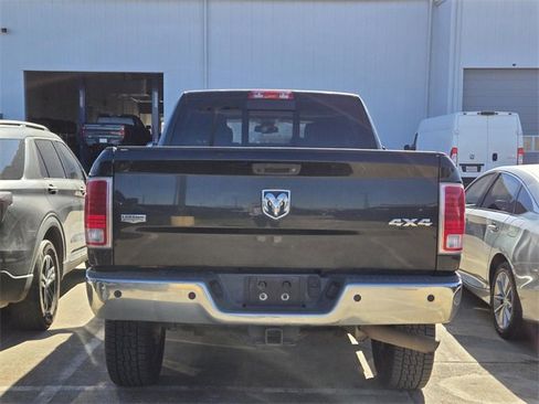 Used 2015 RAM 2500 Laramie w/ Convenience Group image 4