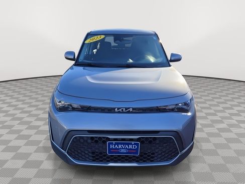 Used 2023 Kia Soul LX w/ LX Technology Package image 2