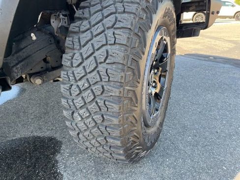 Used 2021 Ford Bronco Badlands image 24