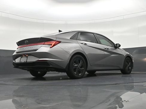 Used 2023 Hyundai Elantra Blue FWD image 27