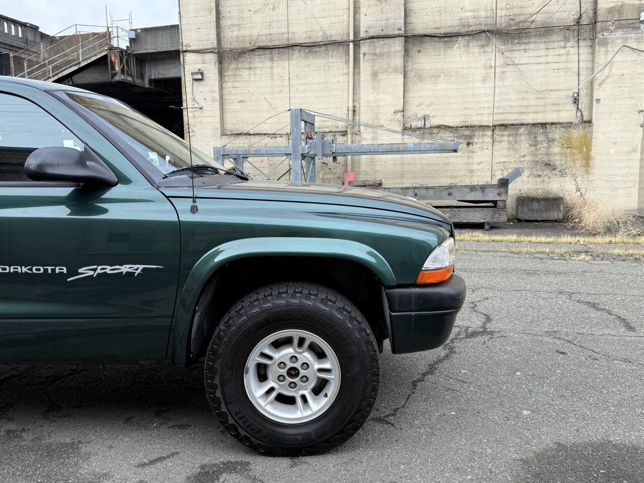 Used 1999 Dodge Dakota SLT AWD/4WD image 25