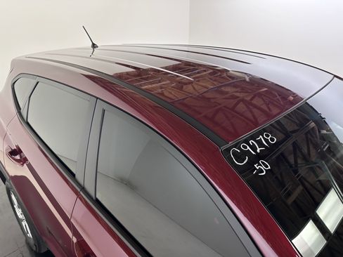 Used 2018 Hyundai Tucson SE image 17