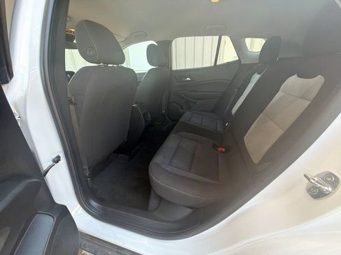 Used 2024 Chevrolet Trax LS FWD image 26