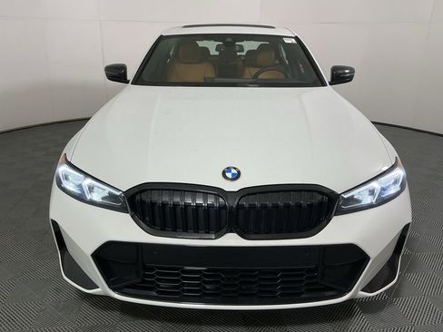 New 2026 BMW 330i 330i w/ M Sport Package image 3