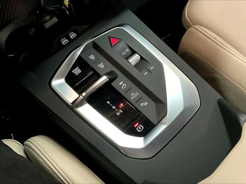 Used 2025 BMW M235i xDrive w/ Premium Package image 39