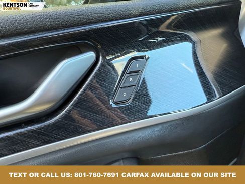 Used 2024 Jeep Grand Cherokee Trailhawk image 24