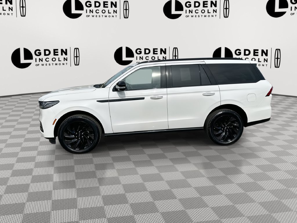 Certified 2026 Lincoln Navigator Reserve w/ Jet Appearance Package AWD/4WD image 5