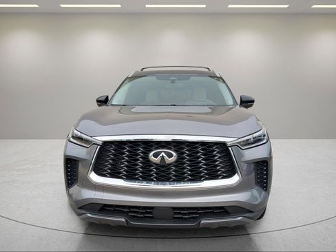 Used 2024 INFINITI QX60 Sensory w/ Vision Package AWD/4WD image 2