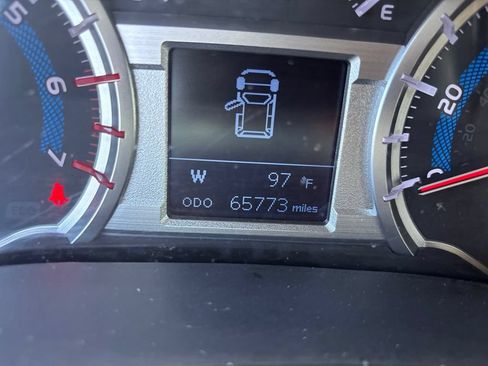 Used 2016 Toyota 4Runner SR5 AWD/4WD image 21
