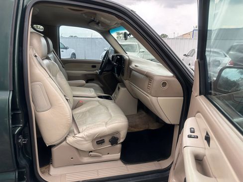 Used 2002 Chevrolet Tahoe Z71 image 14